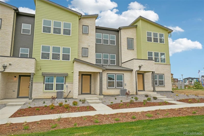 5431 Eaton Park Way, Aurora, CO 80019