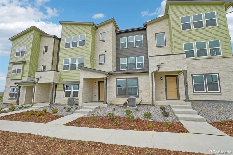 5431 Eaton Park Way, Aurora, CO 80019