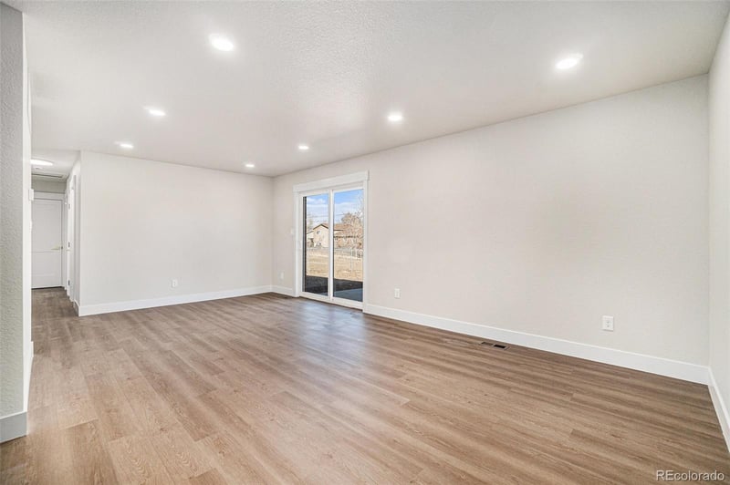 812 Gallup Rd, Fort Collins, CO 80521