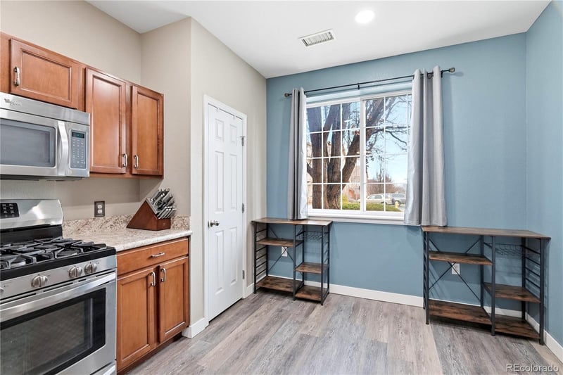 12761 Ivanhoe St, Thornton, CO 80602