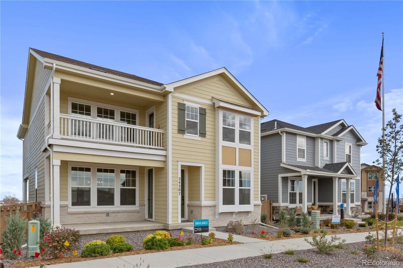 24207 53 Rd Dr, Aurora, CO 80019