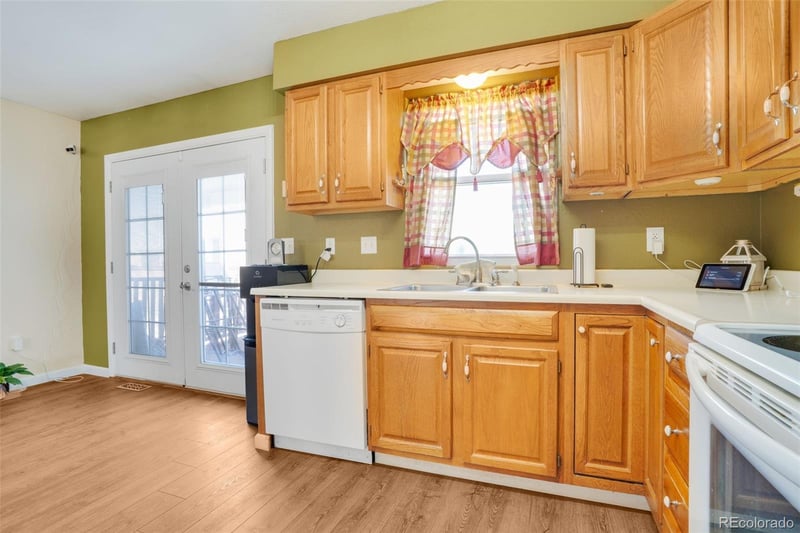 210 Elm St, Bennett, CO 80102