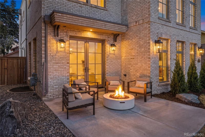 1135 Downing St, Denver, CO 80210