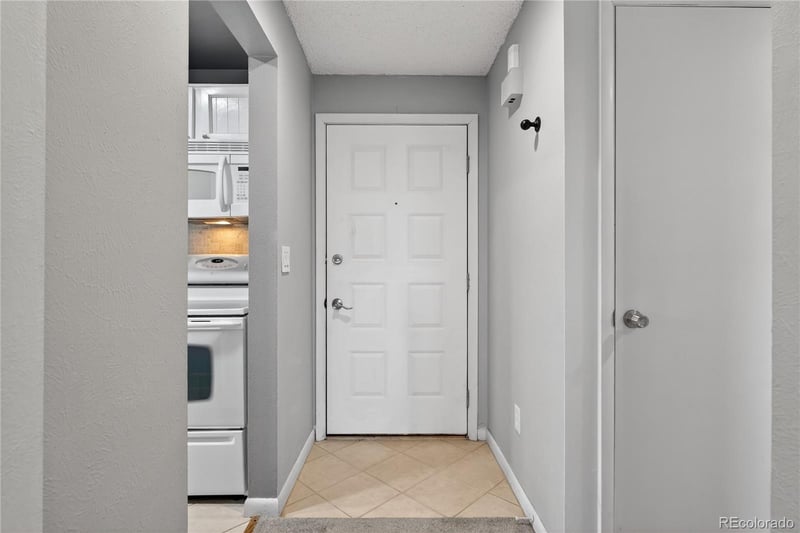 4066 Atchison Way #101, Aurora, CO 80014