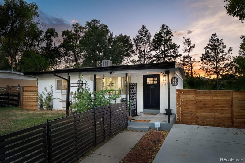 691 Simms St, Lakewood, CO 80228