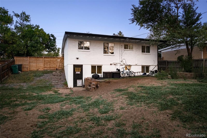 691 Simms St, Lakewood, CO 80228