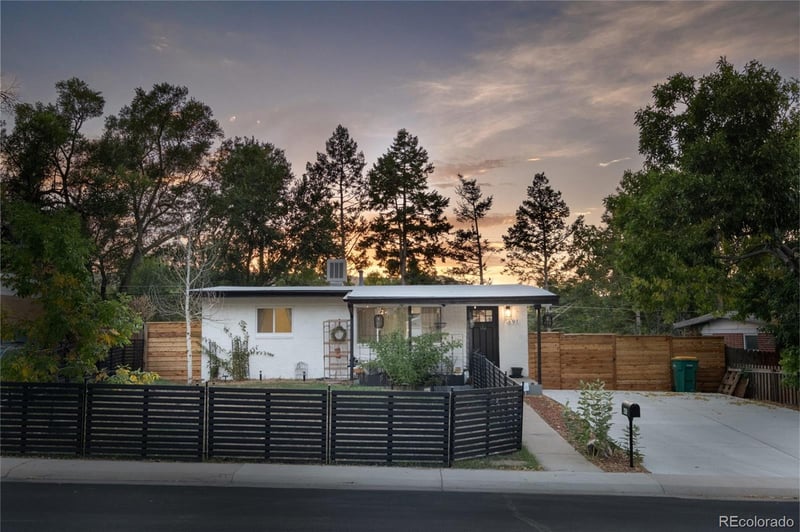 691 Simms St, Lakewood, CO 80228