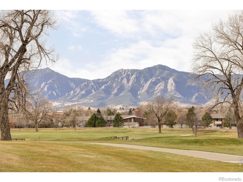 5273 Idylwild Trl, Boulder, CO 80301