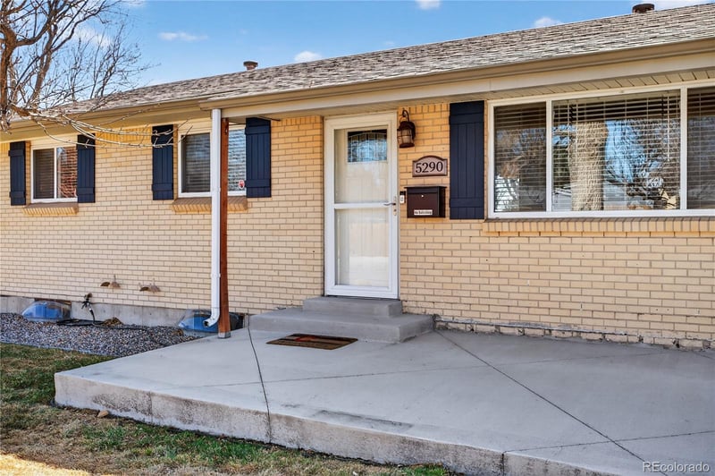 5290 84th Ave, Arvada, CO 80003