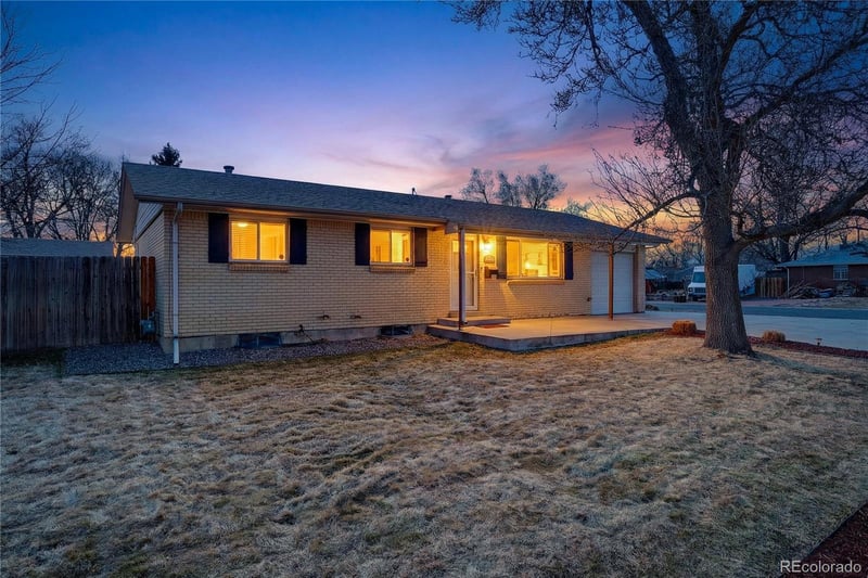 5290 84th Ave, Arvada, CO 80003