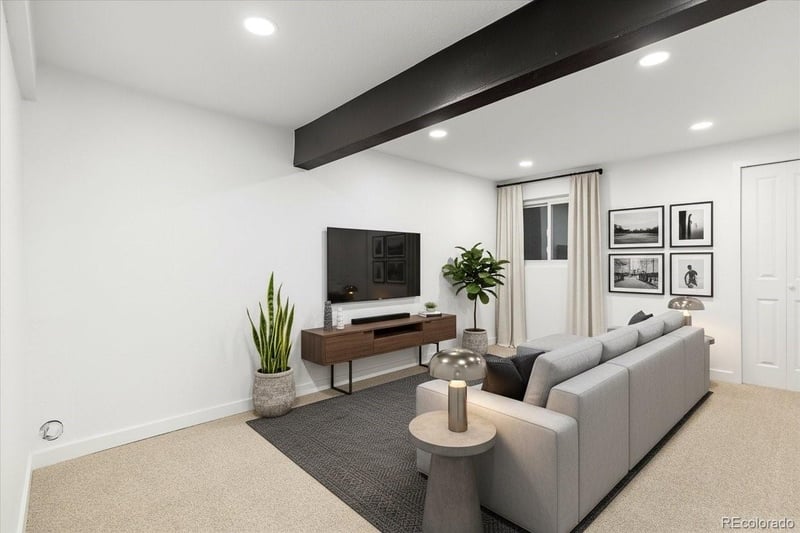 8612 Carr Loop, Arvada, CO 80005