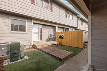 8612 Carr Loop, Arvada, CO 80005