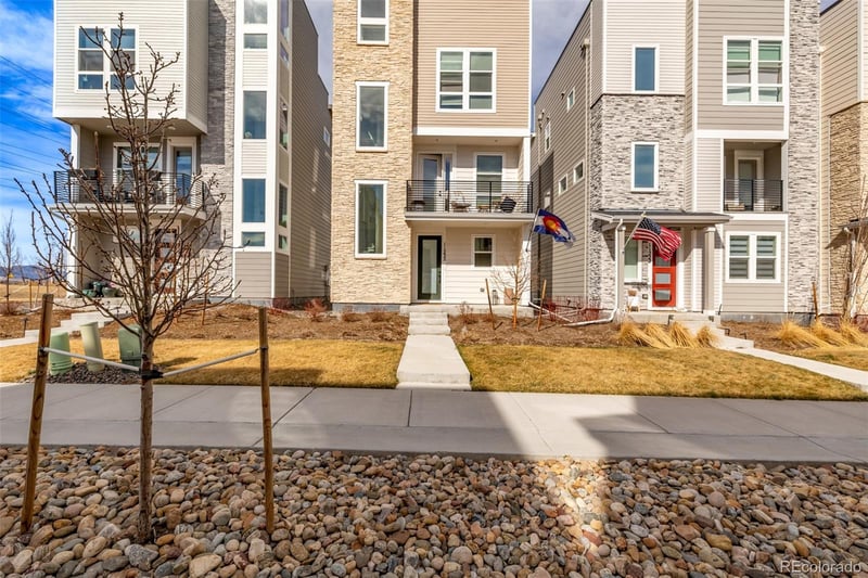 11232 53rd Dr, Arvada, CO 80002