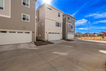 11232 W 53rd Dr, Arvada, CO 80002