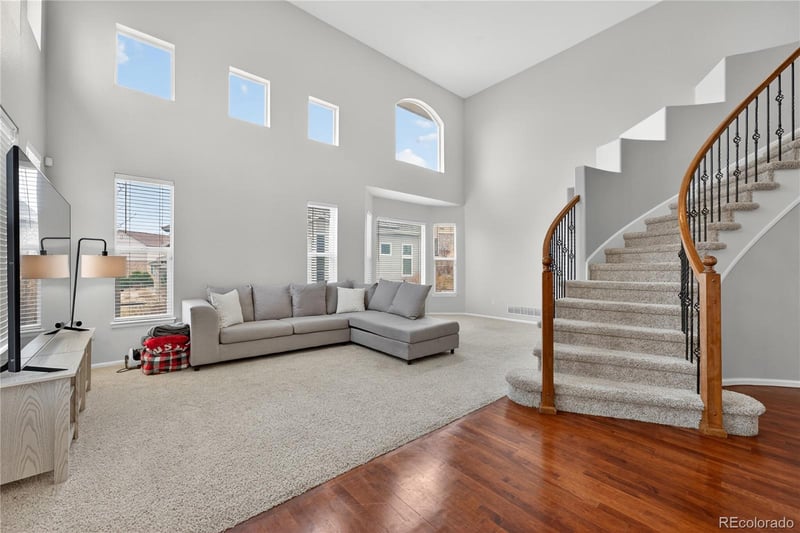 7218 Ukraine St, Aurora, CO 80016