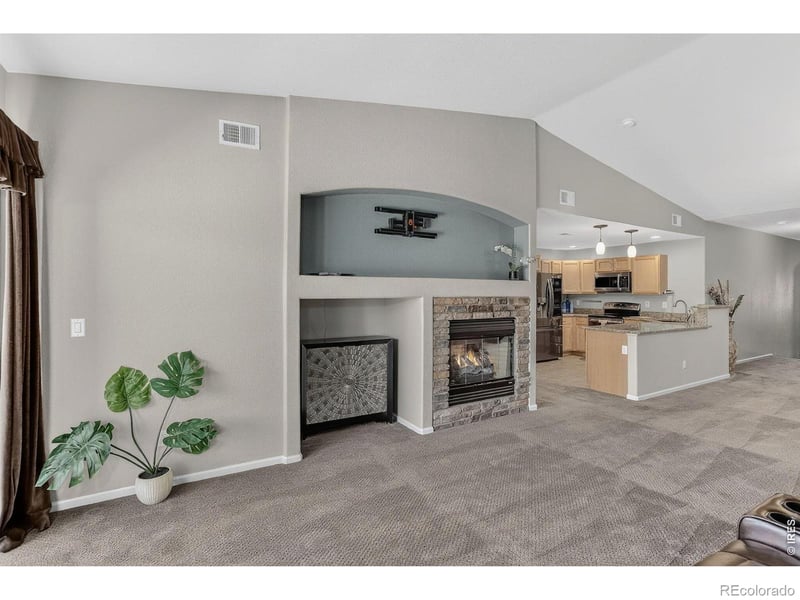 1703 Whitehall Dr #4A, Longmont, CO 80504