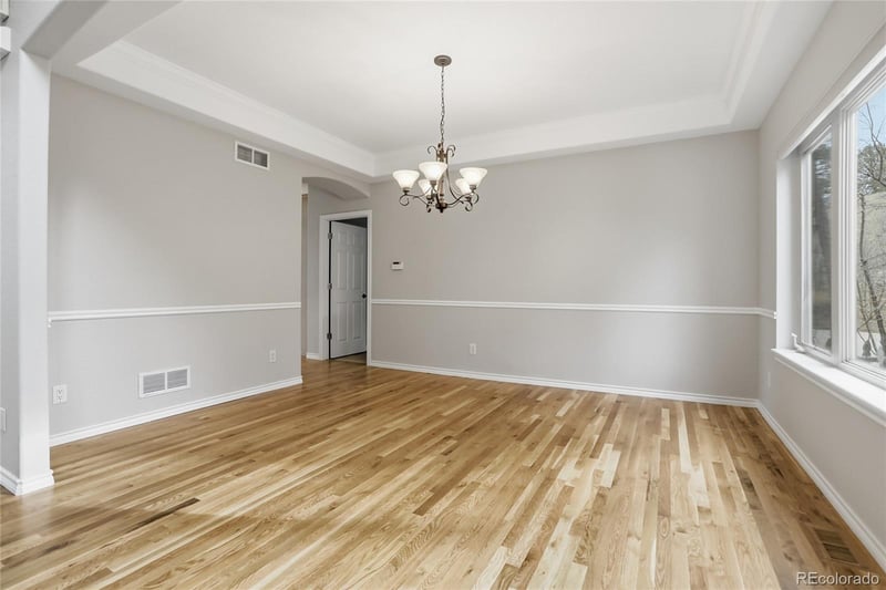 4163 Cheyenne Dr, Larkspur, CO 80118