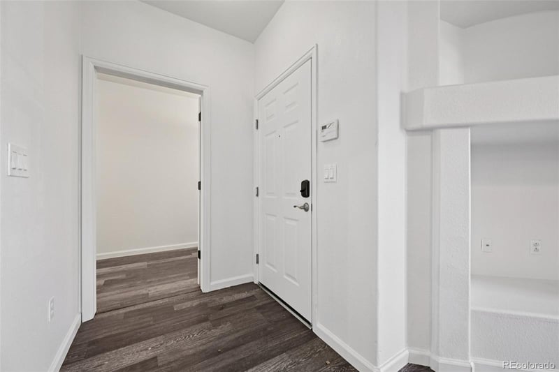 5255 Memphis St #207, Denver, CO 80239