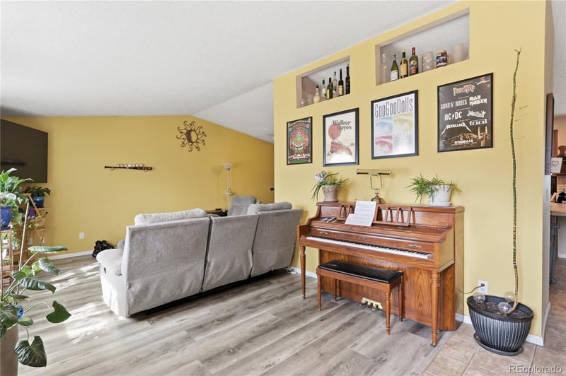 9235 91st Ave, Broomfield, CO 80021