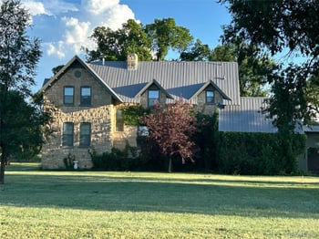 409 Vinson St, Holly, CO 81047