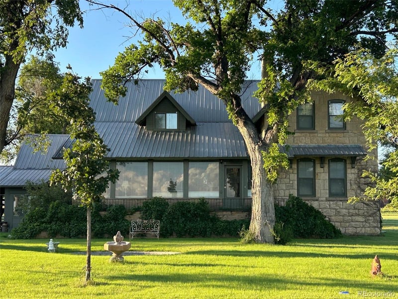 409 Vinson St, Holly, CO 81047