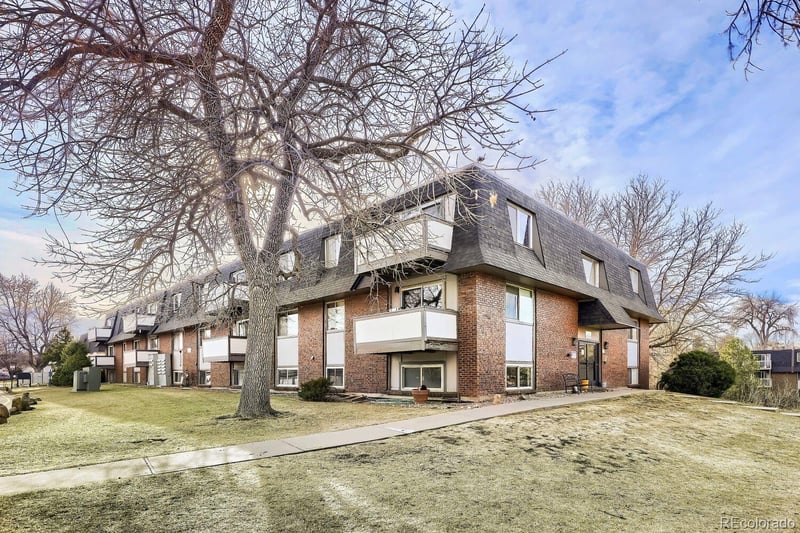 280 Highline Cir #102, Centennial, CO 80122