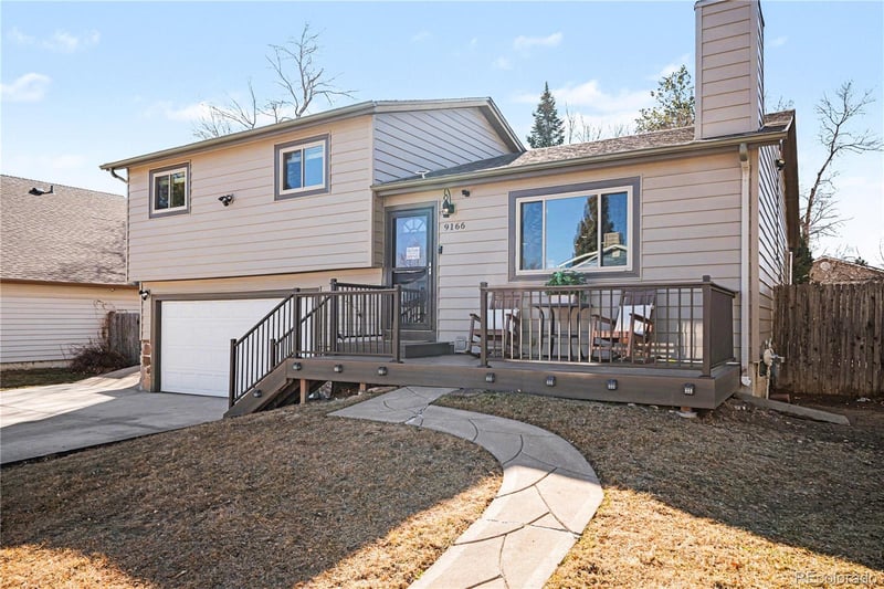 9166 Maplewood Ave, Littleton, CO 80123