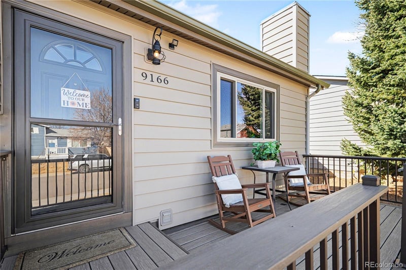 9166 Maplewood Ave, Littleton, CO 80123