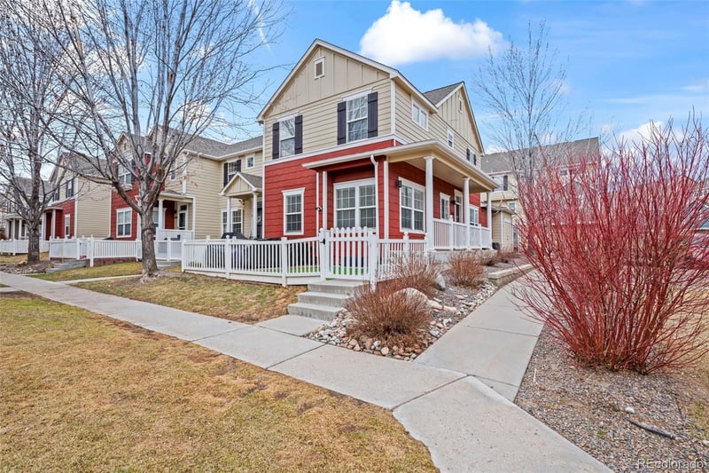 1498 Red Cliff Way, Castle Rock, CO 80109