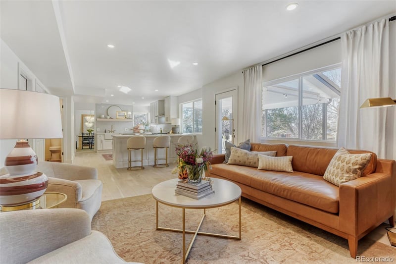 6898 Nova Dr, Littleton, CO 80128