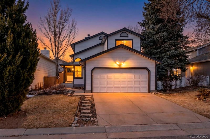 581 Longfellow Ln, Highlands Ranch, CO 80126