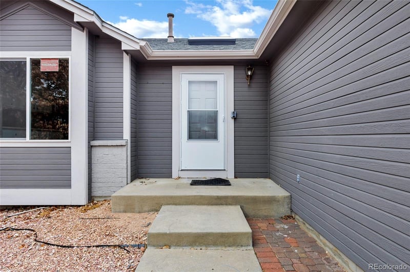 4852 Sea Eagle Dr, Colorado Springs, CO 80916