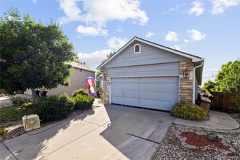 607 Branding Iron Ln, Castle Rock, CO 80104