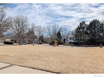 1901 Fountain Ct, Longmont, CO 80503