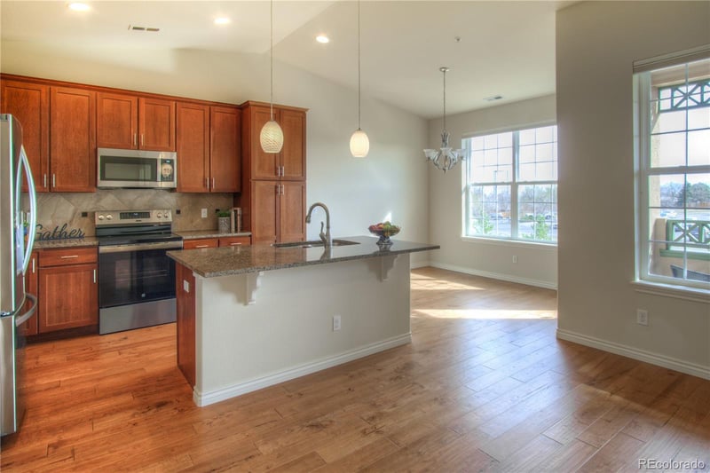 11932 W Long Cir #203, Littleton, CO 80127
