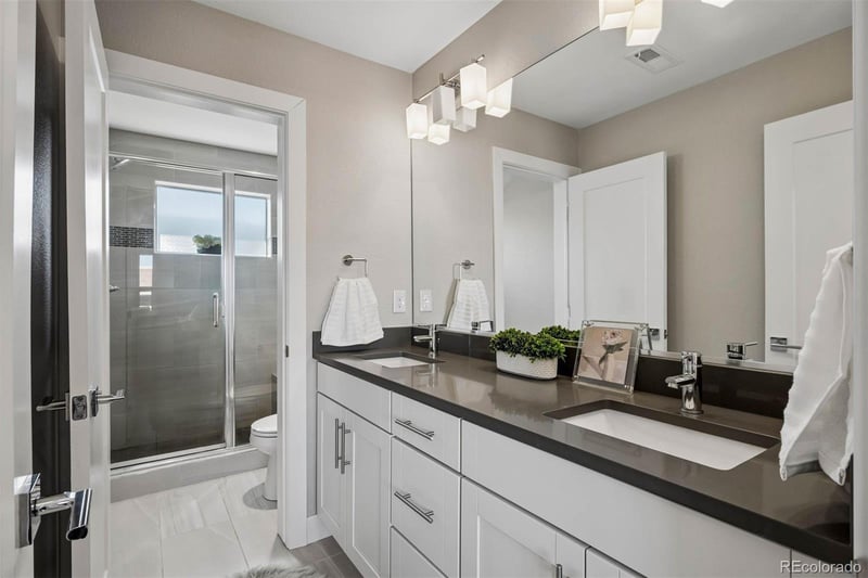 5366 Allison St #D, Arvada, CO 80002