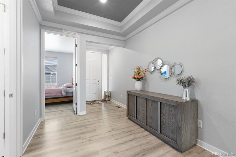 8801 Ukraine Ct, Aurora, CO 80016