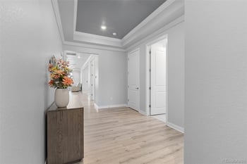 8801 Ukraine Ct, Aurora, CO 80016