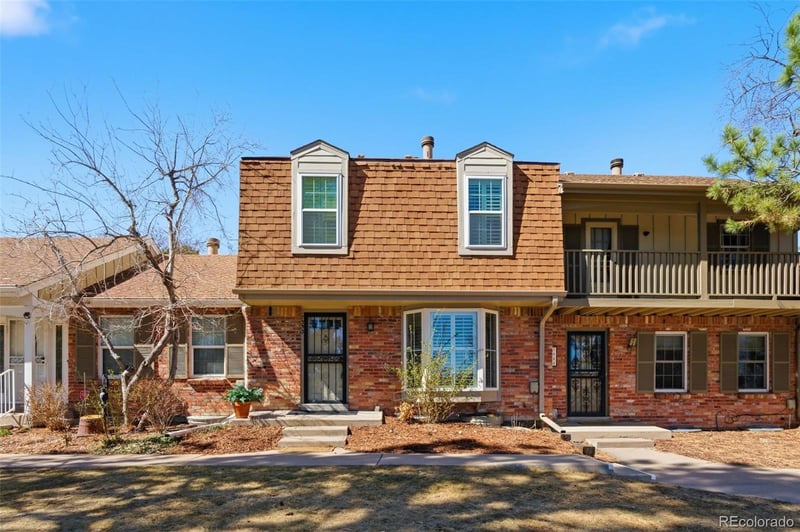 7353 Knolls Way, Centennial, CO 80122