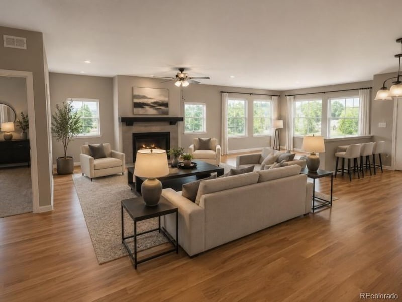 2029 S Flanders Way #B, Aurora, CO 80013