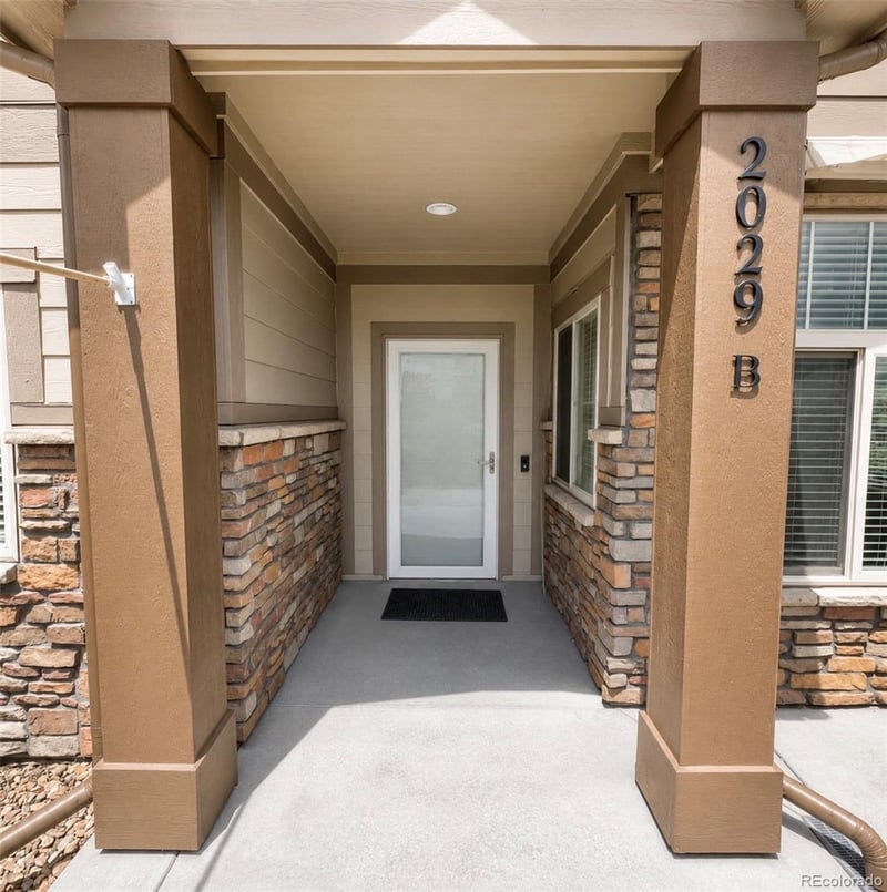 2029 S Flanders Way #B, Aurora, CO 80013