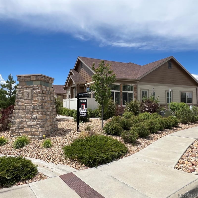 2029 S Flanders Way #B, Aurora, CO 80013