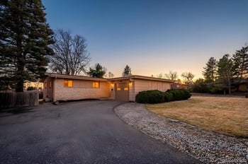 6040 Elmhurst Dr, Littleton, CO 80128