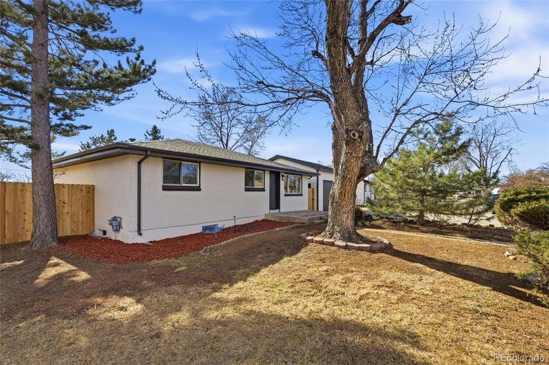 6548 Xavier St, Arvada, CO 80003