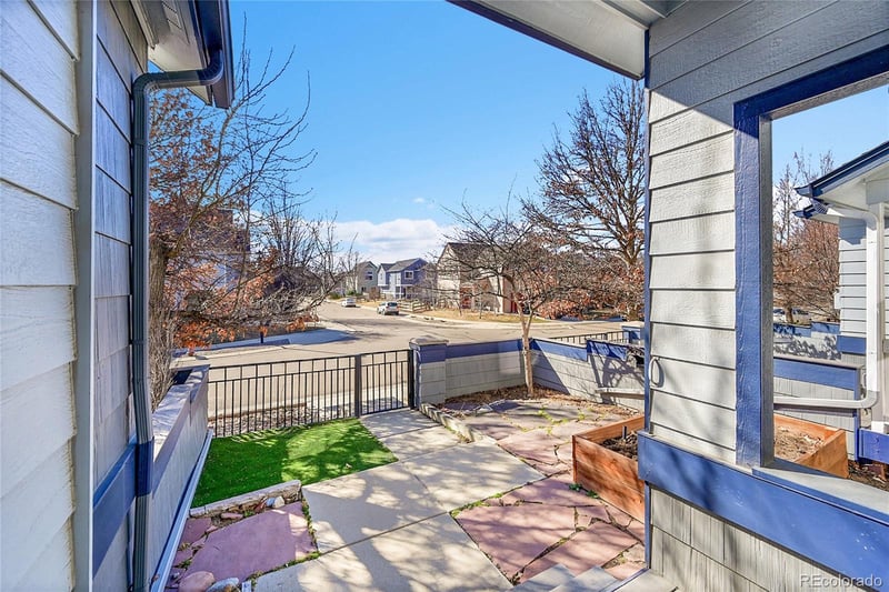 3616 Oakwood Dr, Longmont, CO 80503