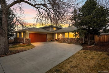 6933 Heritage Pl, Centennial, CO 80111