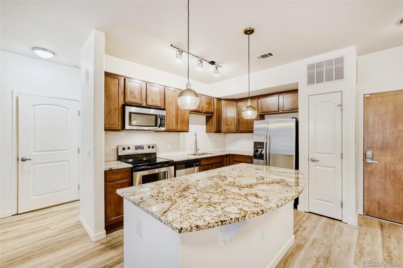 13456 Via Varra #120, Broomfield, CO 80020