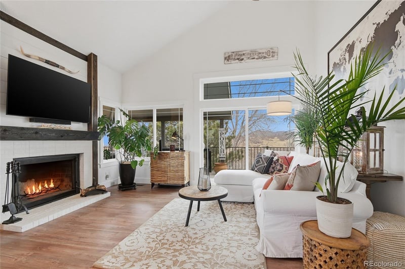 2331 Meadows Ln, Castle Rock, CO 80104