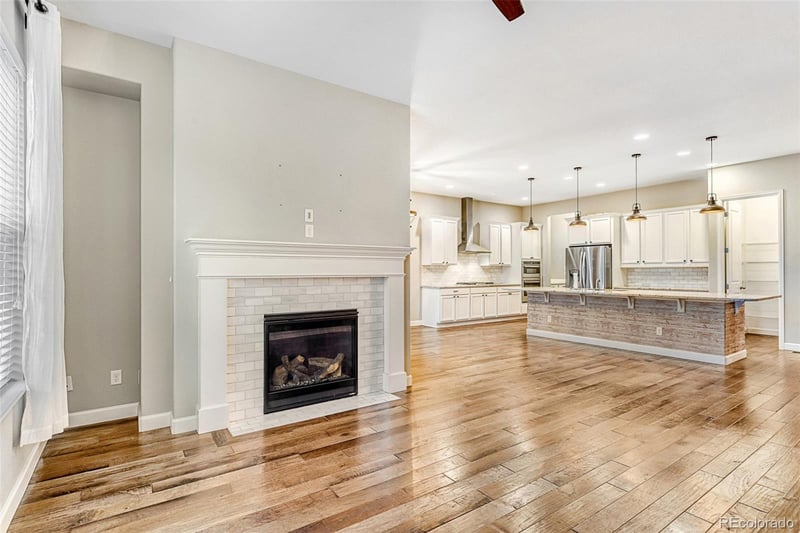 9894 Eagle River St, Littleton, CO 80125