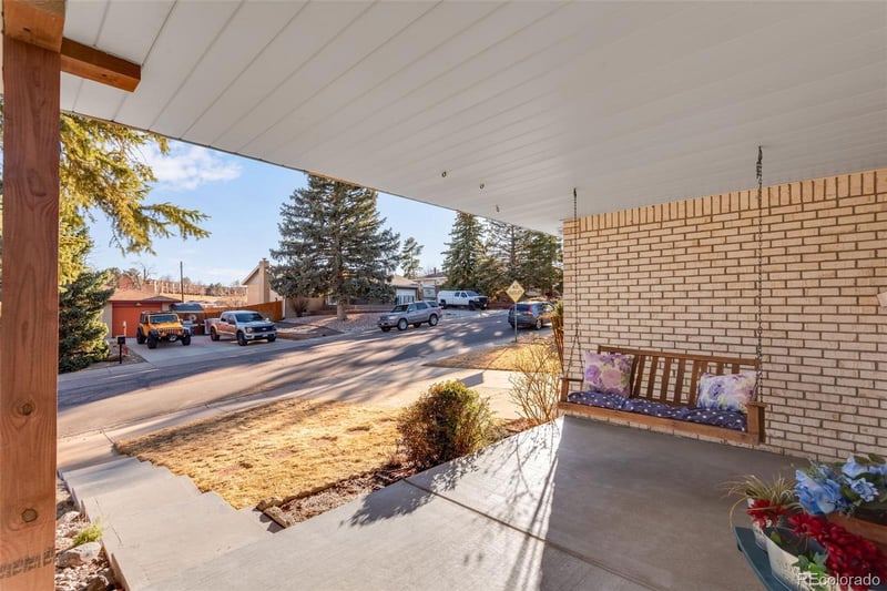 12617 6th Pl, Lakewood, CO 80401